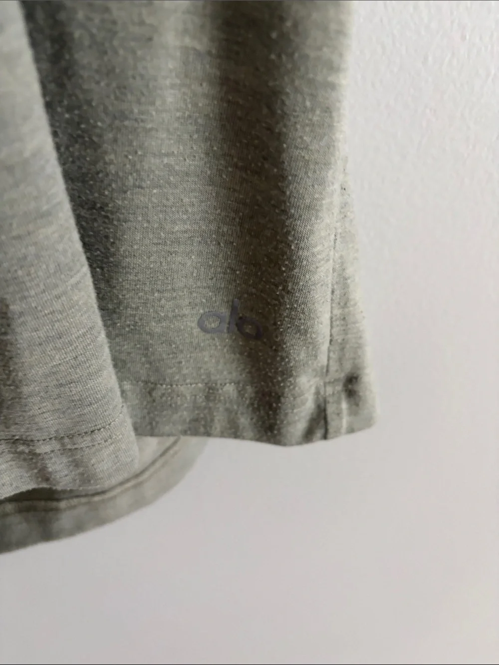 ALO Yoga Olive Green Muscle Tee Tank. Open drape back. Small.